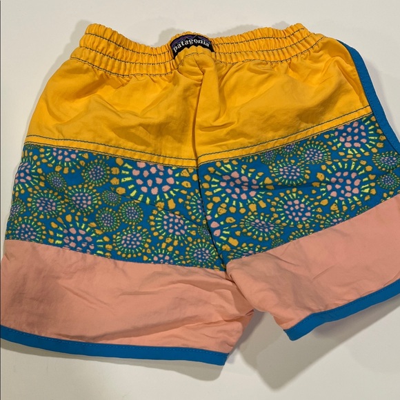 Patagonia - 5T, Yellow and Blue Kids' Shorts - Picture 4 of 6